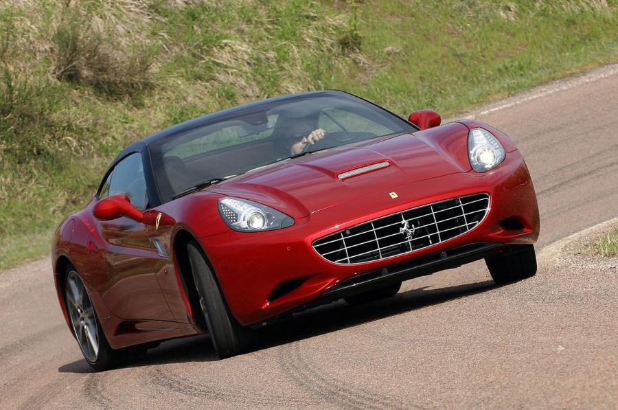  Ferrari California 30 2012 года  (фото 6 из 58)